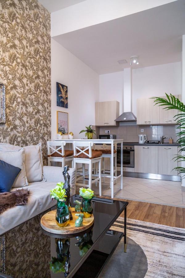 Luxurious Art Deco Apartment In The King Street Budapeşte Dış mekan fotoğraf