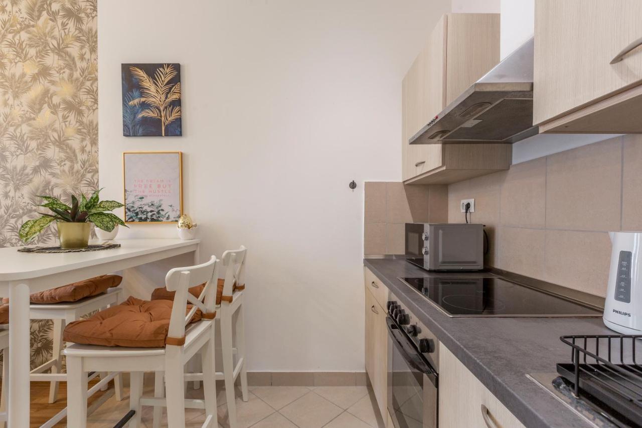 Luxurious Art Deco Apartment In The King Street Budapeşte Dış mekan fotoğraf