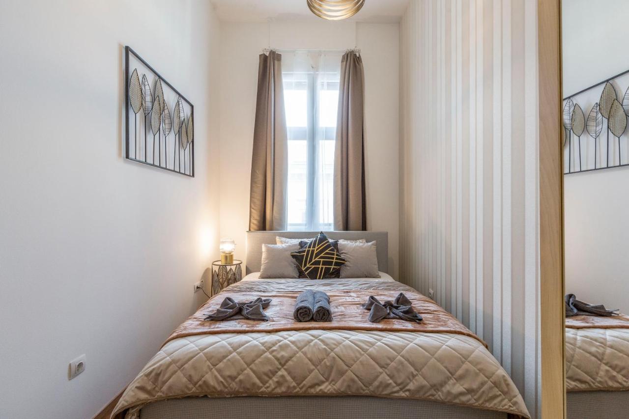 Luxurious Art Deco Apartment In The King Street Budapeşte Dış mekan fotoğraf