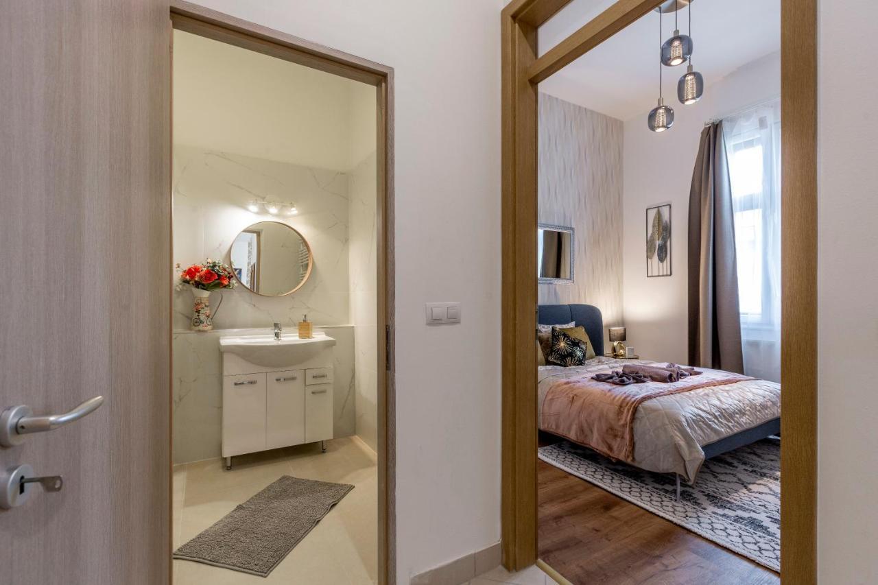Luxurious Art Deco Apartment In The King Street Budapeşte Dış mekan fotoğraf
